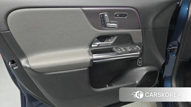 Mercedes-Benz EQA H243 id 4562062 из Кореи 16