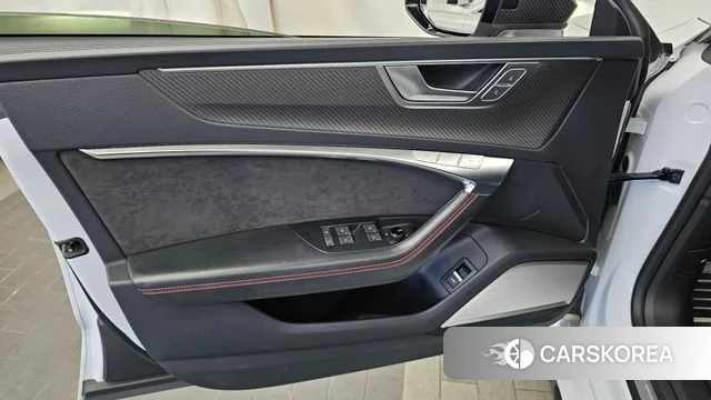 Audi RS7 (4K) id 4495339 из Кореи 16