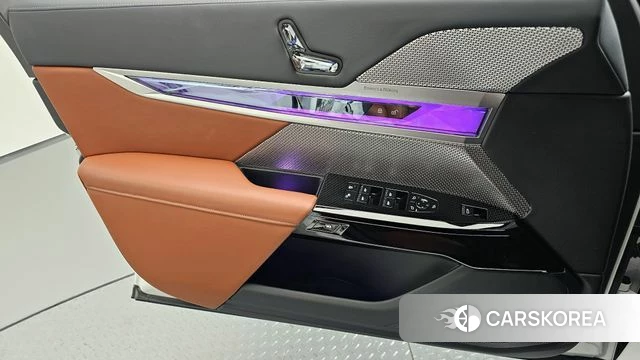 BMW 7 Series (G70) id 4200718 из Кореи 16