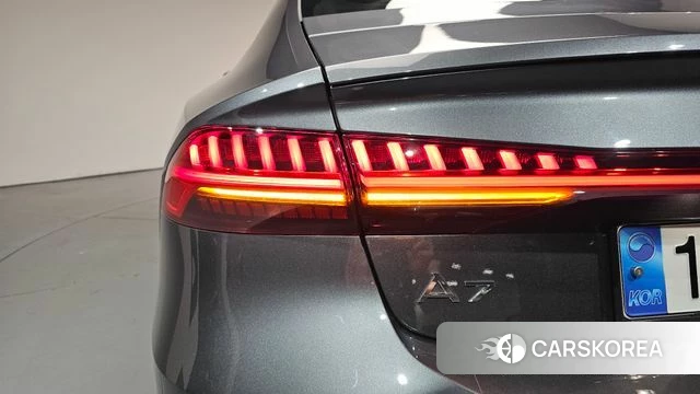 Audi A7 (4K) id 4361174 из Кореи 16