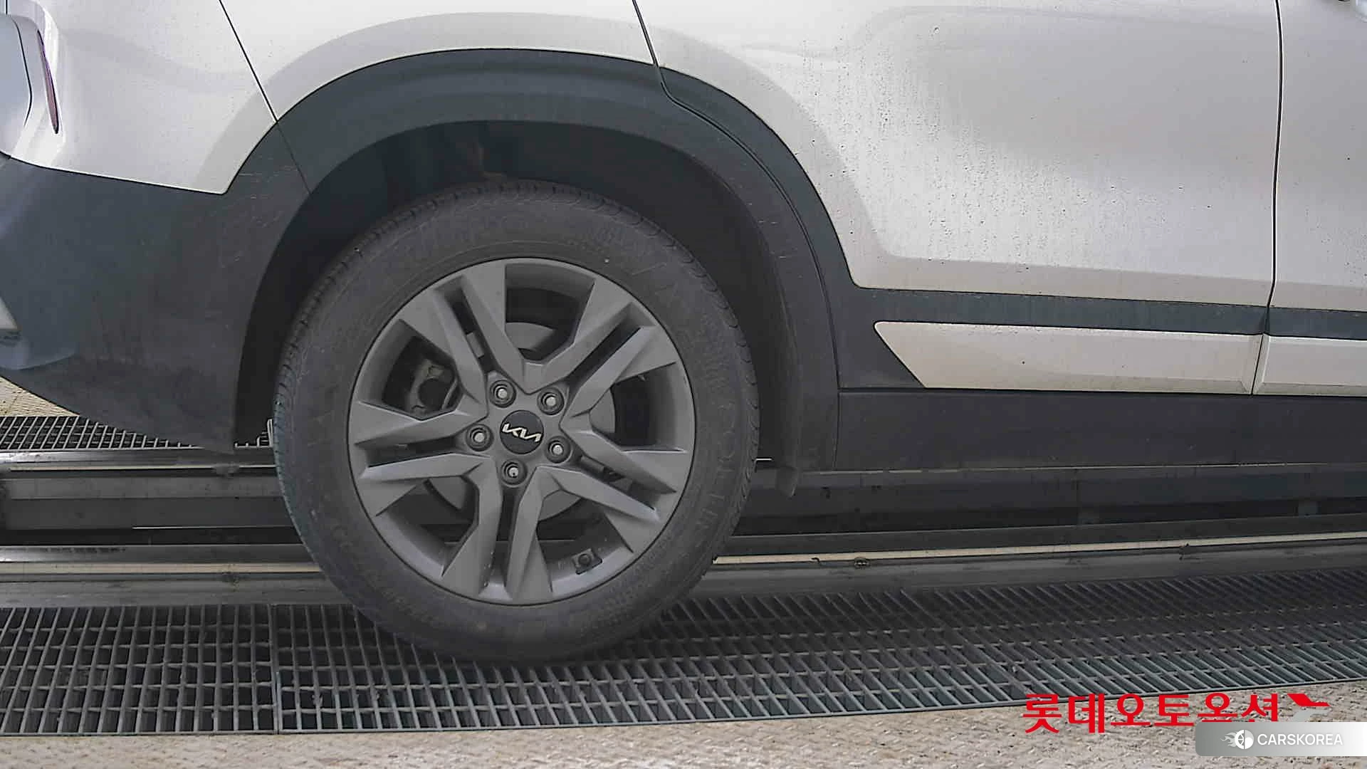 Kia Seltos id 4296912 из Кореи 16
