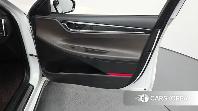 Hyundai Grandeur IG id 4930799 из Кореи 16