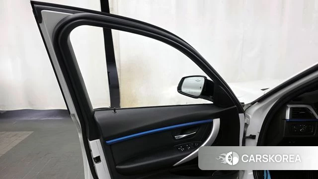 BMW 3 Series (F30) id 4225526 из Кореи 16