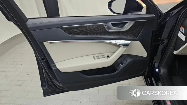Audi A6 (C8) id 4608803 из Кореи 16