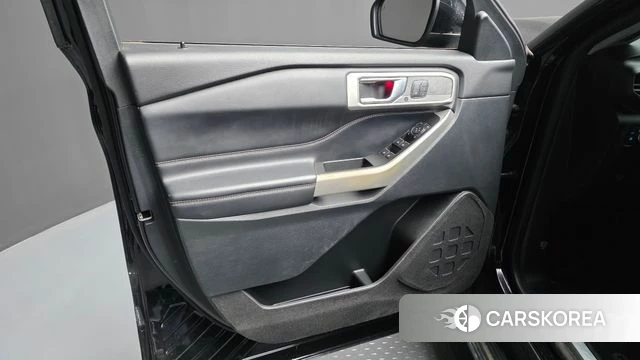 Ford Explorer 6th Generation id 4250432 из Кореи 16