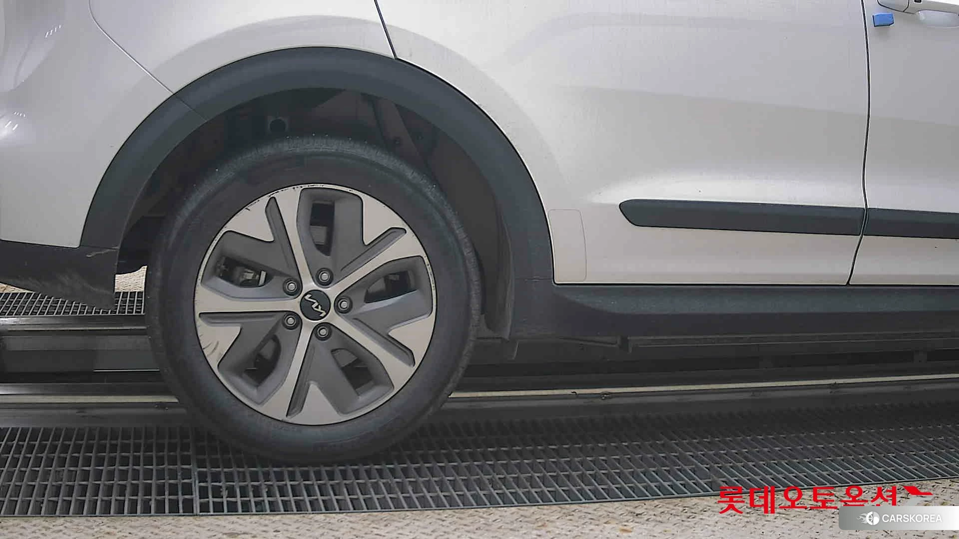Kia Niro Plus id 4674220 из Кореи 16