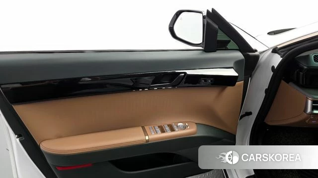 Hyundai Grandeur (GN7) id 4388191 из Кореи 16