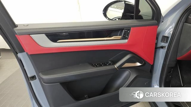Porsche Cayenne (PO536) id 4442918 из Кореи 16