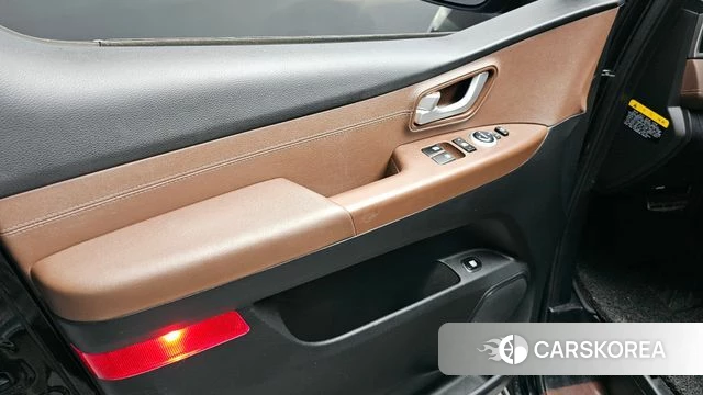 Hyundai The New Grand Starex id 4384793 из Кореи 16