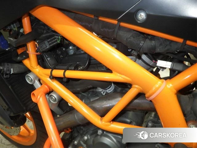 Проданный KTM 390 DUKE id 4006135 из Японии, фото 16