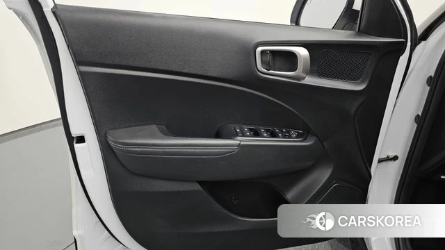 Hyundai Venue id 4617487 из Кореи 16