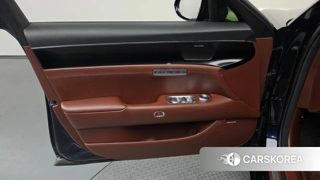 Genesis G90 (RS4) id 4758686 из Кореи 16
