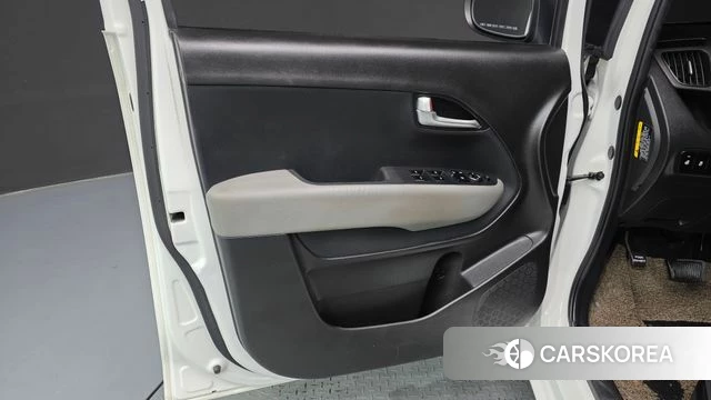 Kia The New Kia Ray id 4745051 из Кореи 16