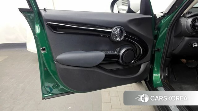 Mini Cooper id 4355630 из Кореи 16
