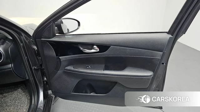 Kia The New K3 2nd generation id 4201348 из Кореи 16