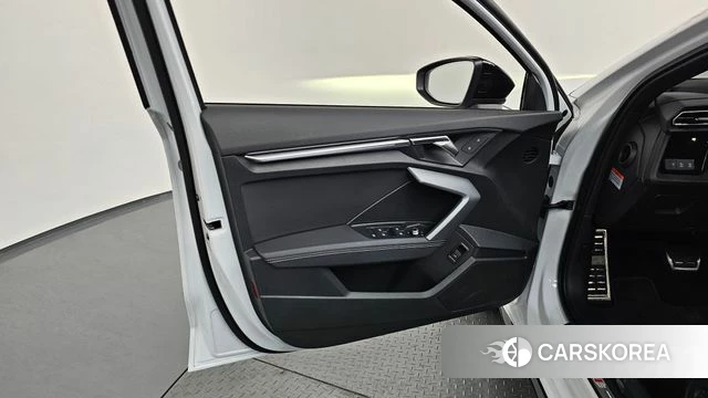 Audi A3 (8Y) id 4321637 из Кореи 16