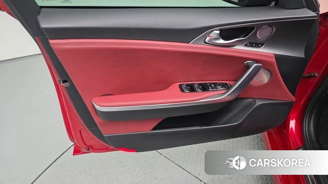 Kia Stinger id 4490706 из Кореи 16