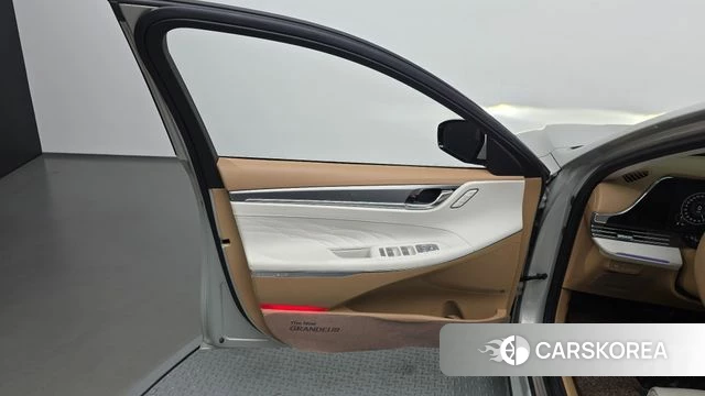Hyundai The New Grandeur IG id 4423597 из Кореи 16