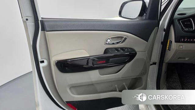 Kia The New Carnival id 4708888 из Кореи 16