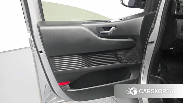 Hyundai Staria id 4871210 из Кореи 16