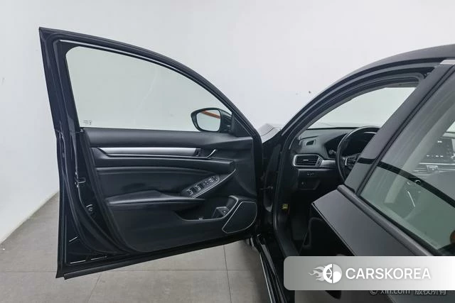 Honda Accord id 4258183 из Китая 16