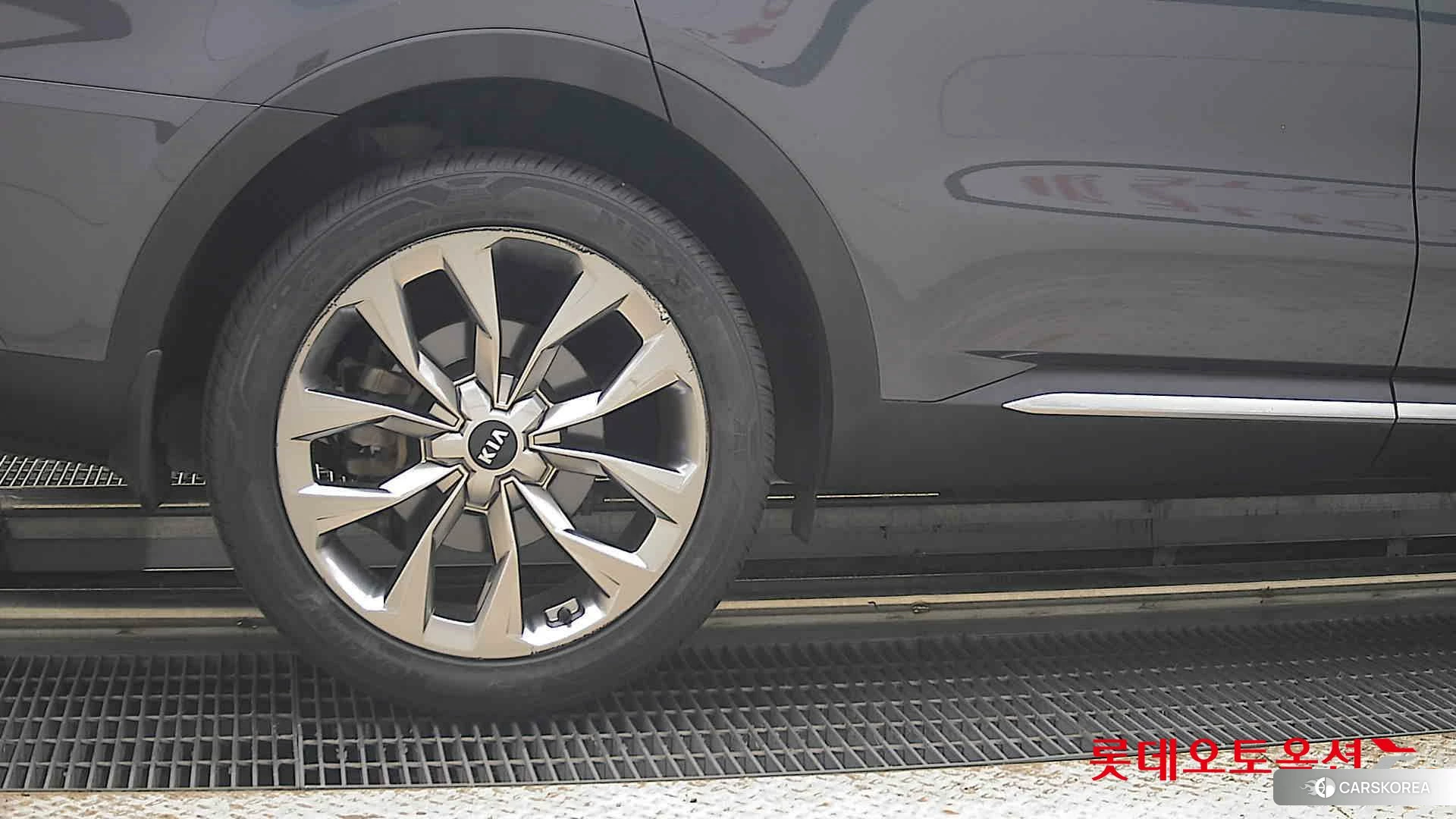 Kia Sorento id 4902328 из Кореи 16