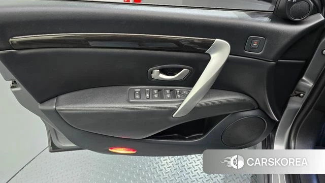 Renault Korea (Samsung) SM7 Nova id 4551700 из Кореи 16