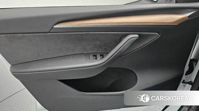 Tesla Model Y id 4523483 из Кореи 16