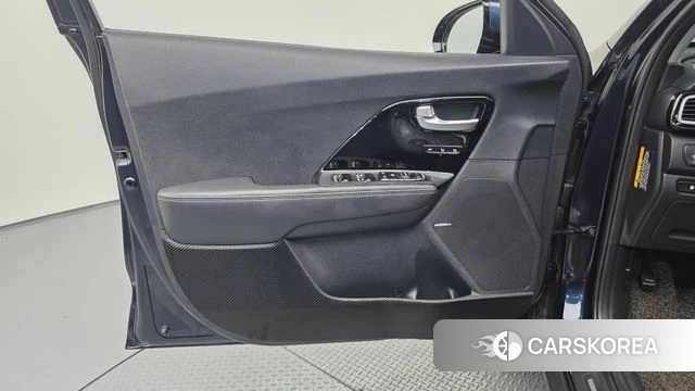 Kia Niro id 4713324 из Кореи 16