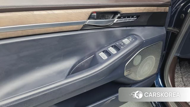 Genesis G90 id 4331003 из Кореи 16