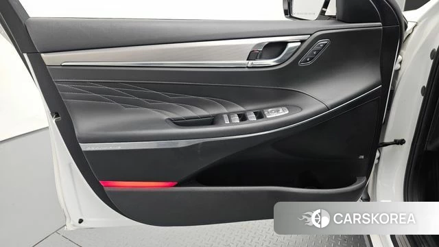 Hyundai The New Grandeur IG id 4697871 из Кореи 16
