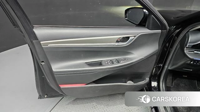 Hyundai The New Grandeur IG Hybrid id 4338273 из Кореи 16