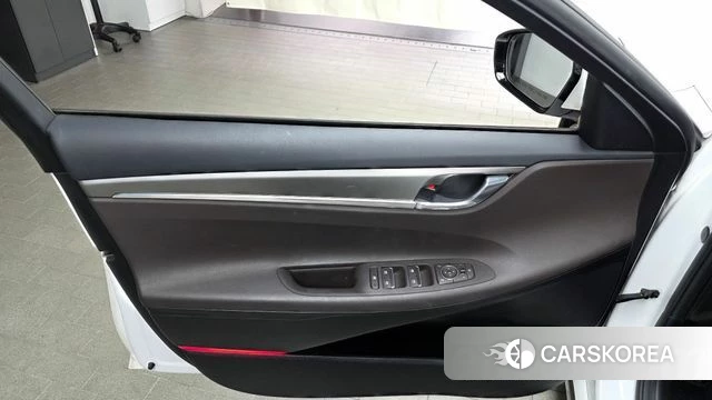 Hyundai The New Grandeur IG id 4283762 из Кореи 16