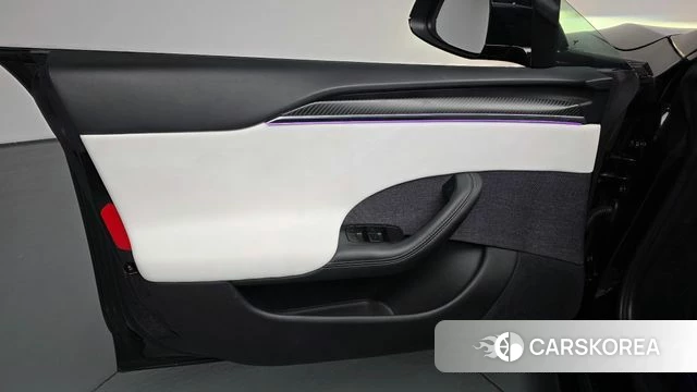 Tesla Model S id 4834899 из Кореи 16