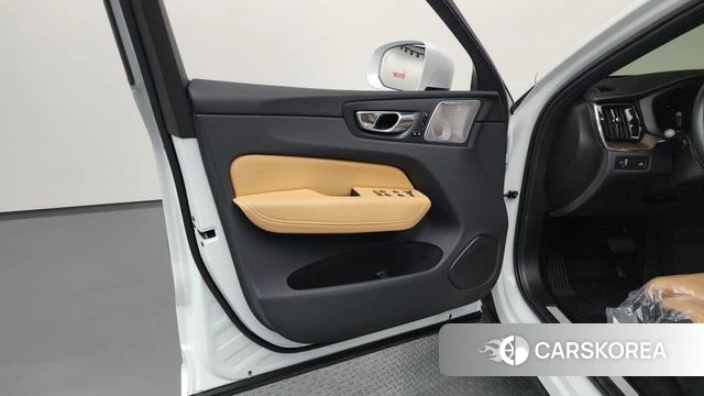 Volvo XC60 second Generation id 4323417 из Кореи 16
