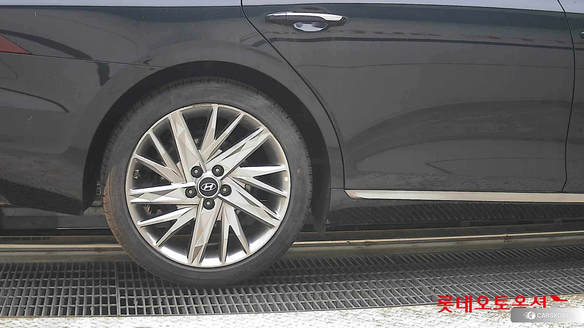 Hyundai Grandeur id 4296839 из Кореи 16