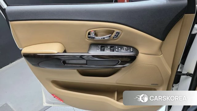 Kia The New Carnival id 4424424 из Кореи 16