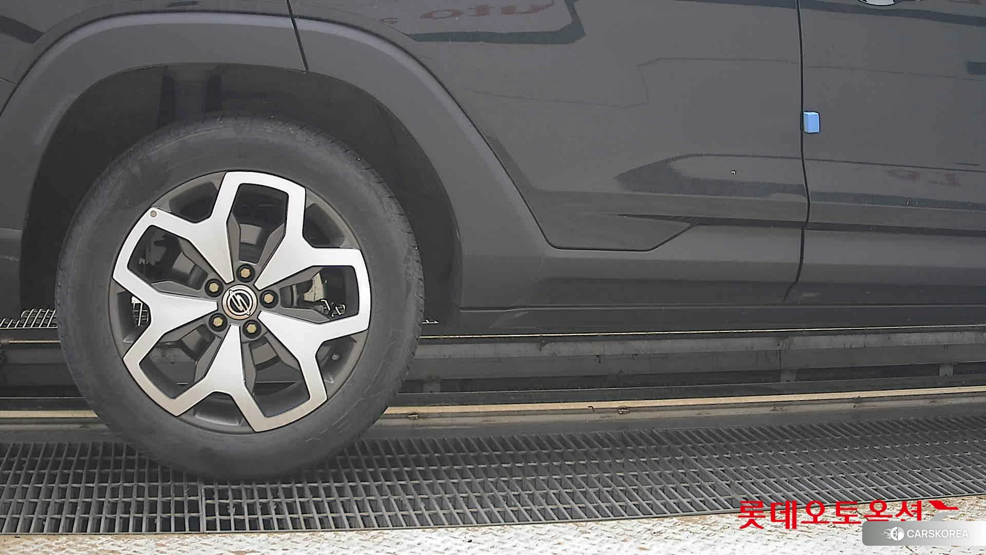 SsangYong Torres id 4902609 из Кореи 16