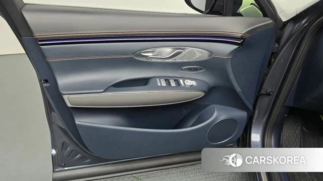 Genesis GV70 id 4710710 из Кореи 16