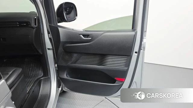 Hyundai Staria id 4518820 из Кореи 16