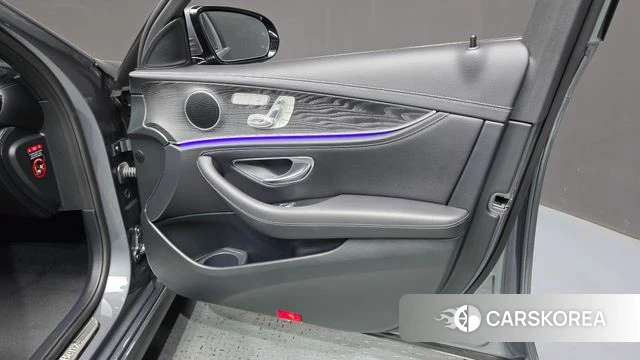 Mercedes-Benz E-Class W213 id 4529563 из Кореи 16