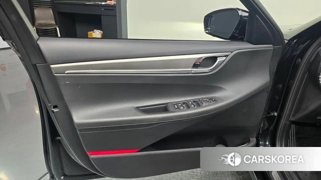 Hyundai The New Grandeur IG Hybrid id 4549924 из Кореи 16