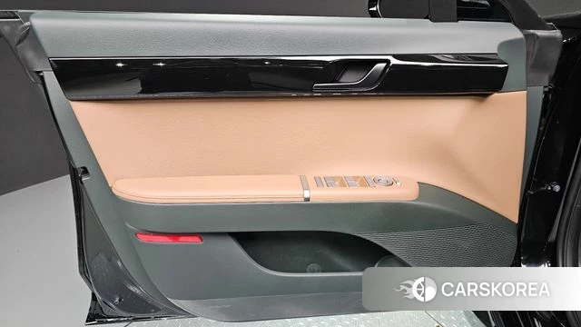 Hyundai Grandeur (GN7) id 4767250 из Кореи 16