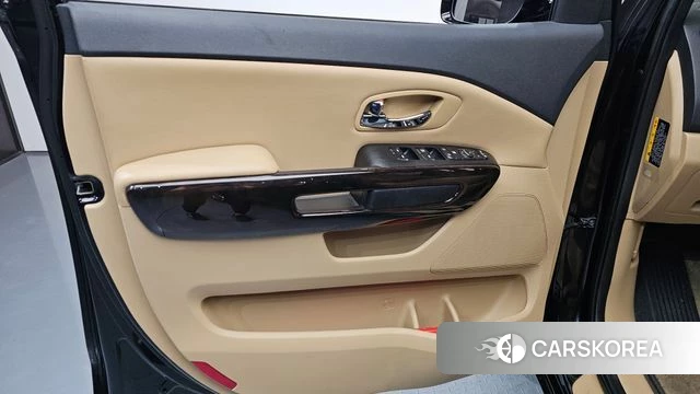 Kia The New Carnival id 4429938 из Кореи 16