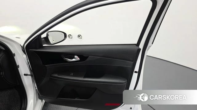 Kia The New K3 2nd generation id 4282610 из Кореи 16