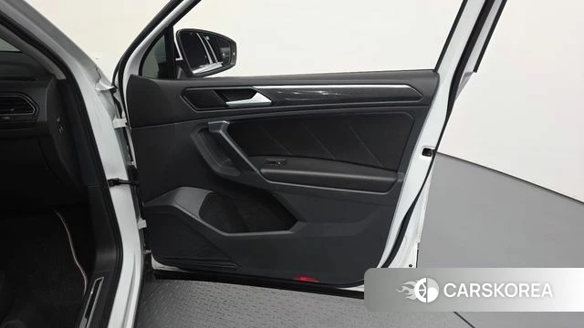 Volkswagen Tiguan second Generation id 4894402 из Кореи 16