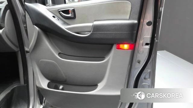 Hyundai The New Grand Starex id 4697924 из Кореи 16