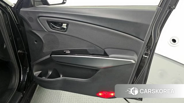 Ssangyong Tivoli Armor id 4351097 из Кореи 16