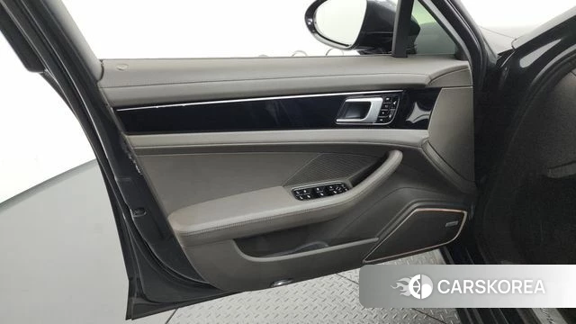 Porsche Panamera (971) id 4615387 из Кореи 16