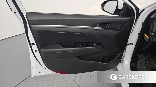 Hyundai The New Avante AD id 4647294 из Кореи 16